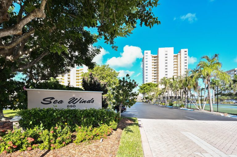 Marco Island Florida Condos, Beachfront condos for rent Sea Winds of